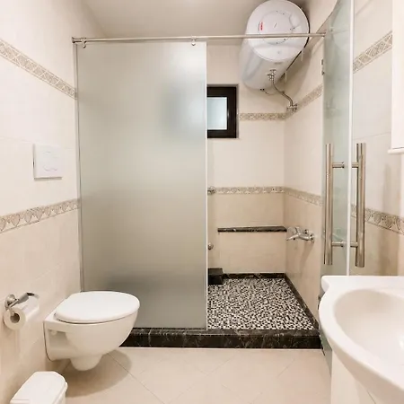 Appartamento Duplex Apartment-balcony-city Center -7 Guests *