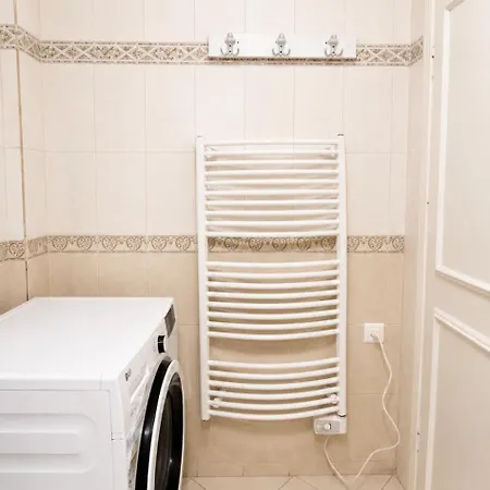 Duplex Apartment-balcony-city Center -7 Guests