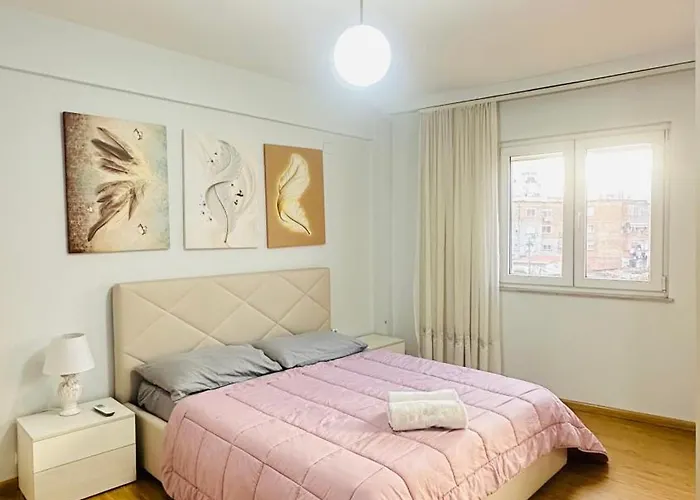 Appartamento Duplex Apartment-balcony-city Center -7 Guests *