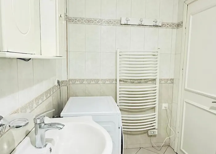 Duplex Apartment-balcony-city Center -7 Guests *