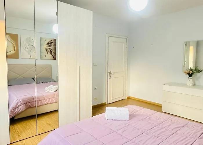 Duplex Apartment-balcony-city Center -7 Guests Appartamento *