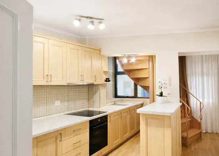 Duplex Apartment-balcony-city Center -7 Guests * Tirana